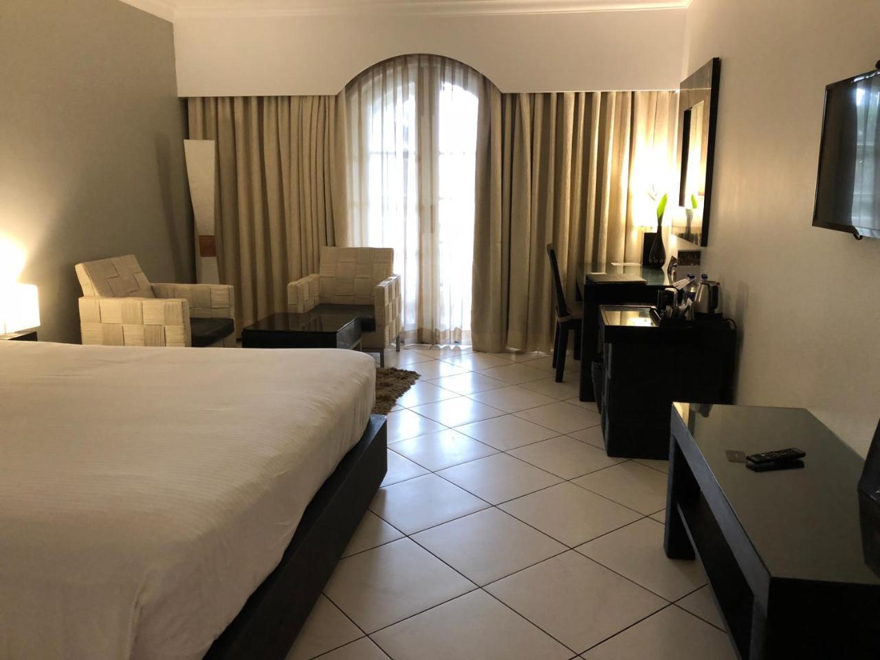 The Zuri White Sands, Goa & Casino सहारा 5*